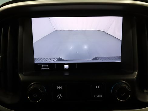 Used 2020 Chevrolet Colorado LT w/ Safety Package AWD/4WD image 19