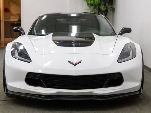 Used 2017 Chevrolet Corvette Z06 image 11