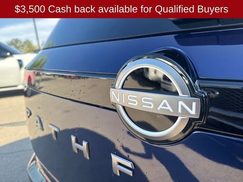New 2026 Nissan Pathfinder SL AWD/4WD image 41