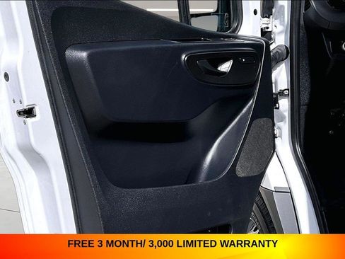 Used 2024 Mercedes-Benz Sprinter 2500 w/ Acoustic Package image 17