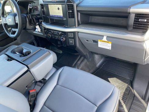 New 2026 Ford F250 XL w/ XL Chrome Package image 11