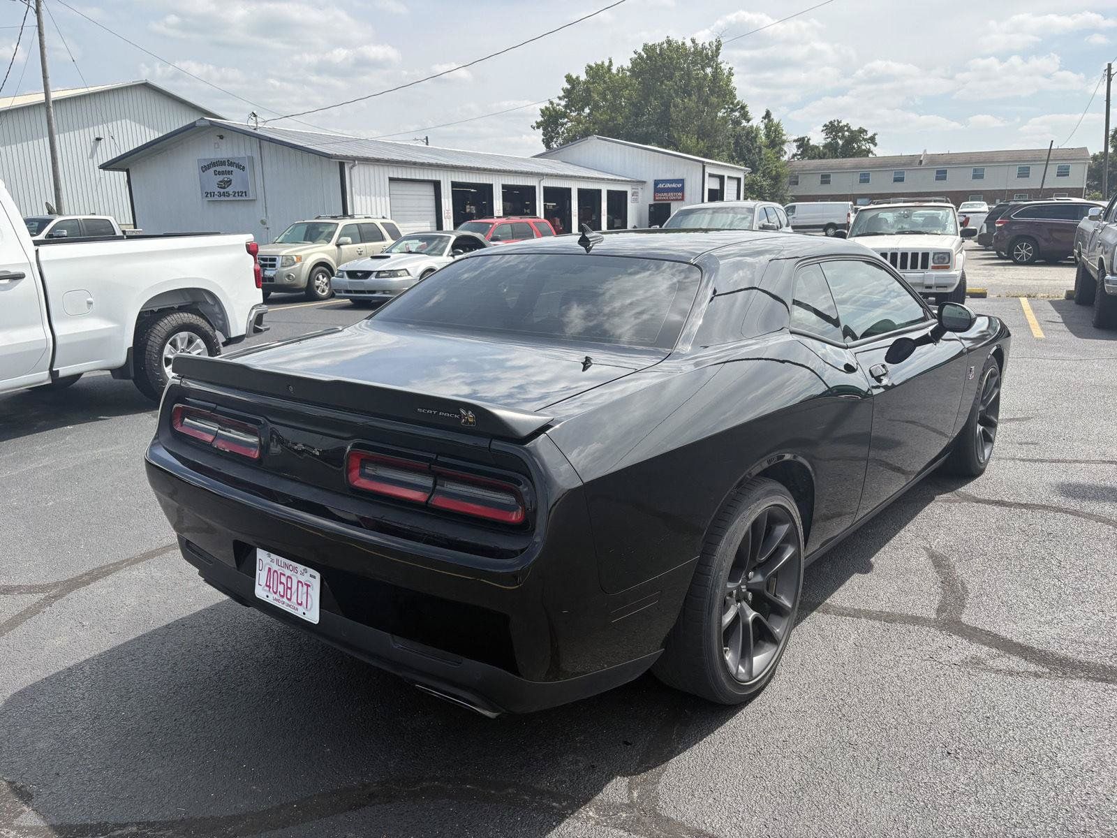 Used 2021 Dodge Challenger R/T Scat Pack w/ Driver Convenience Group RWD image 23