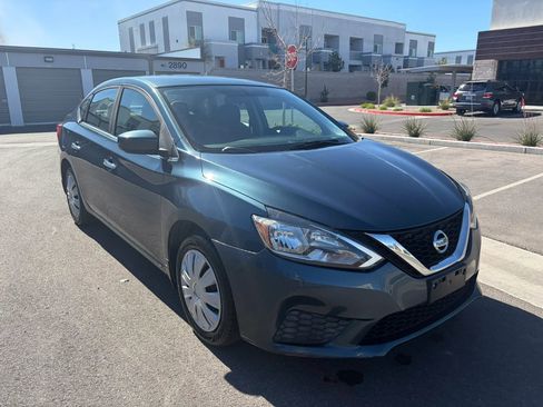 Used 2017 Nissan Sentra SV image 2