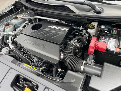 Used 2023 Nissan Rogue SV image 26