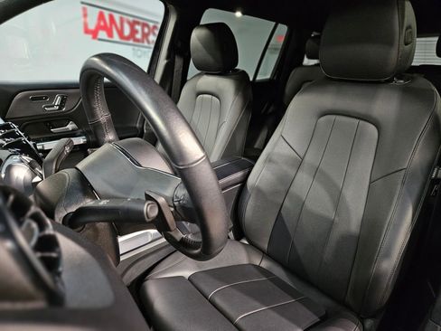 Used 2023 Mercedes-Benz GLB 250 GLB 250 image 24