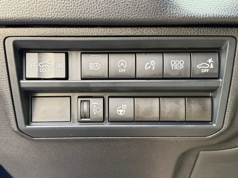 Used 2025 Toyota Tundra SR5 image 32