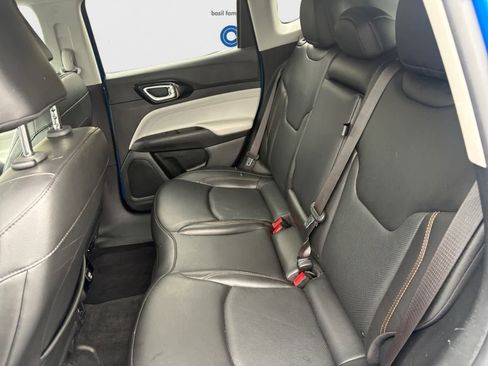 Used 2022 Jeep Compass Limited AWD/4WD image 18
