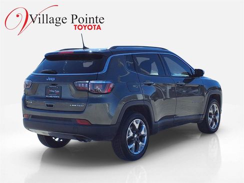 Used 2018 Jeep Compass Limited image 7