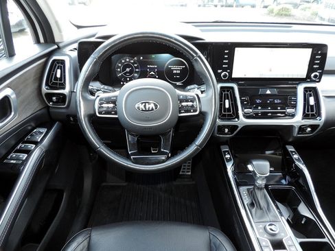 Used 2021 Kia Sorento SX Prestige AWD/4WD image 18