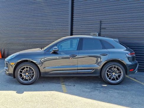 Used 2026 Porsche Macan image 2