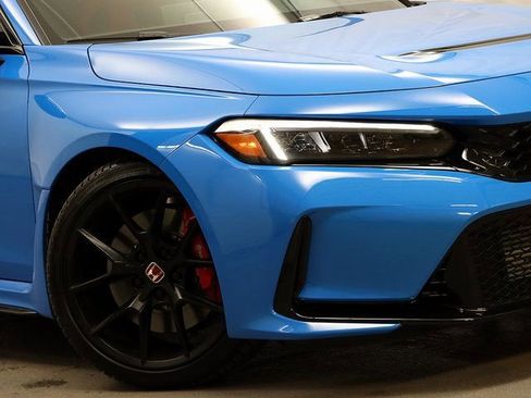 Used 2025 Honda Civic Type R image 4
