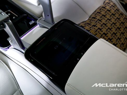 Used 2023 Mercedes-Benz Maybach S 680 4MATIC w/ Manufaktur Leather Package image 22