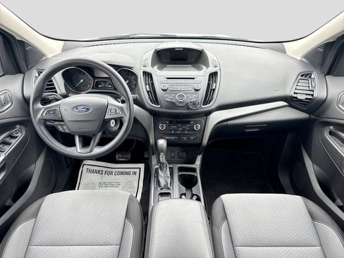 Used 2017 Ford Escape SE FWD image 16