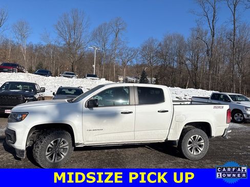 Used 2022 Chevrolet Colorado Z71 image 2