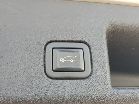 Certified 2021 Chevrolet Equinox LT AWD/4WD image 9