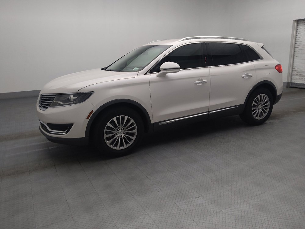 Used 2017 Lincoln MKX Select w/ Select Plus Package FWD image 2