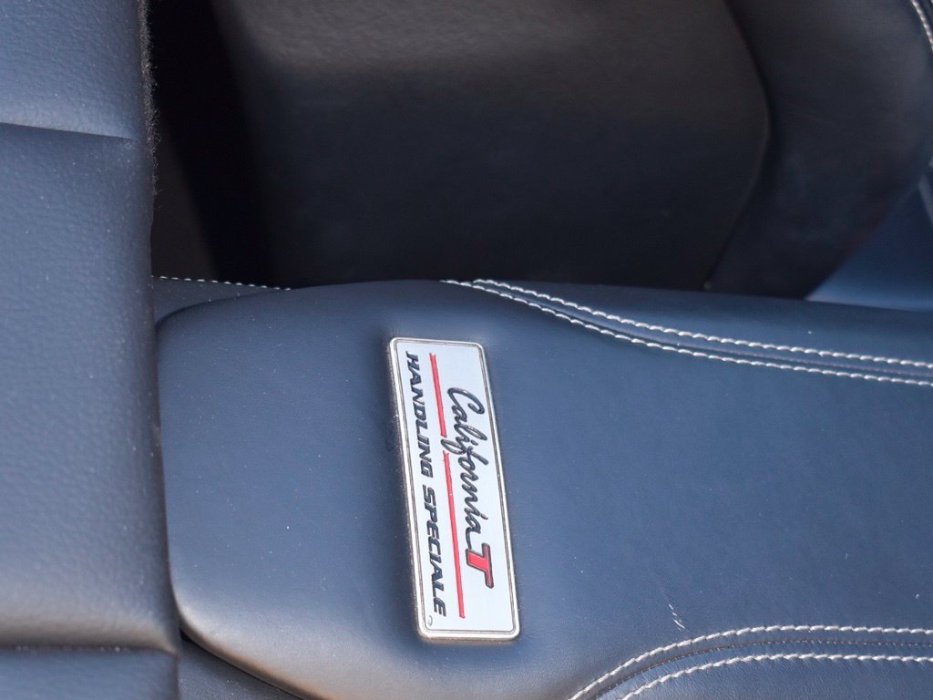 Used 2018 Ferrari California T RWD image 23