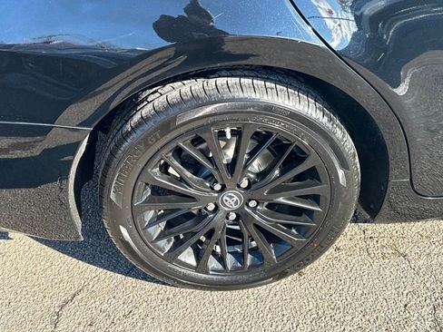 Used 2019 Toyota Camry SE image 39