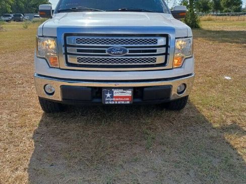 Used 2013 Ford F150 Lariat w/ Mid Equipment Group image 2