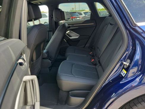 Certified 2025 Audi Q3 2.0T Premium AWD/4WD image 6