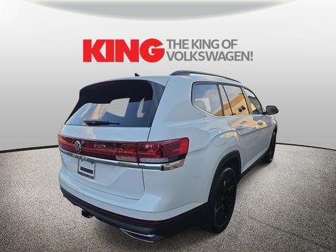 New 2026 Volkswagen Atlas SE image 7