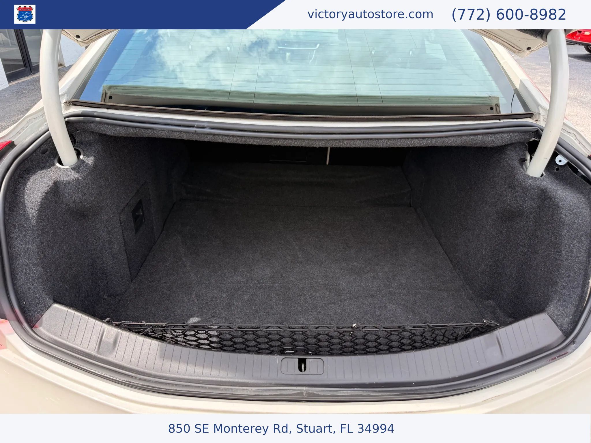 Used 2013 Cadillac XTS Premium FWD image 17