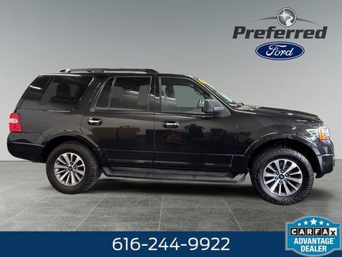 Used 2015 Ford Expedition XLT AWD/4WD image 8