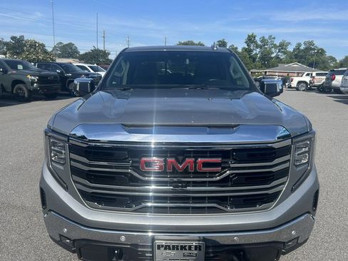 Used 2024 GMC Sierra 1500 SLT w/ SLT Premium Plus Package AWD/4WD image 6