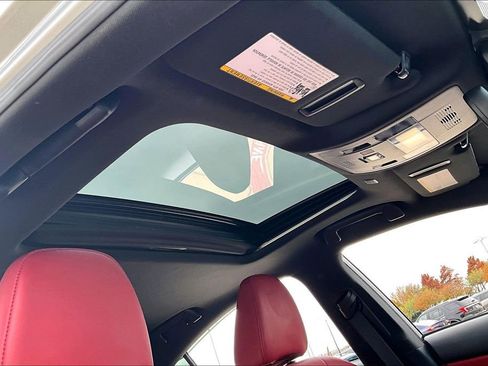 Used 2023 Lexus IS 500 image 22