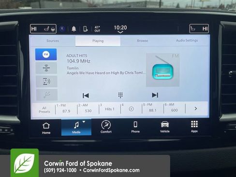 Used 2024 Chrysler Pacifica Touring-L image 33