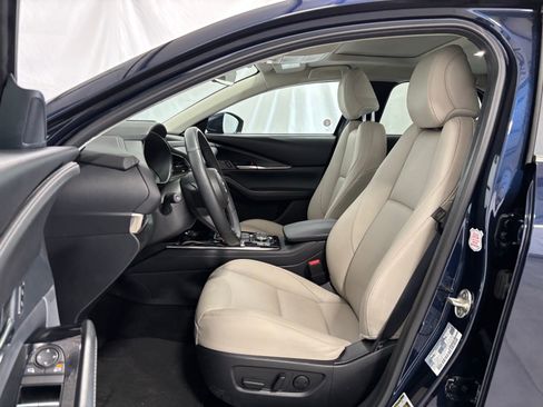 Certified 2025 MAZDA CX-30 AWD 2.5 S w/ Preferred Package image 12