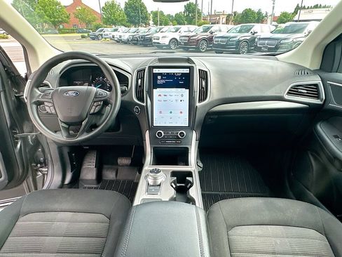 Used 2023 Ford Edge SEL w/ Convenience Package AWD/4WD image 3