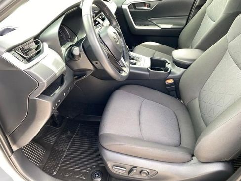 Used 2024 Toyota RAV4 XLE w/ Convenience Package AWD/4WD image 10