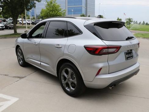 Used 2024 Ford Escape ST-Line w/ Tech Pack #1 FWD image 5