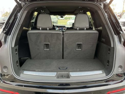 Certified 2024 Cadillac XT6 Premium Luxury w/ Technology Package image 11