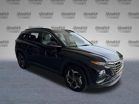 Used 2022 Hyundai Tucson Limited AWD/4WD image 2