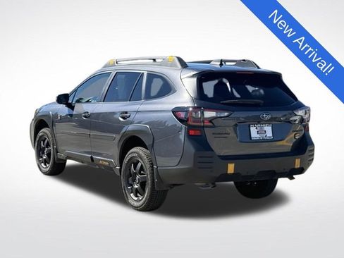 Certified 2025 Subaru Outback Wilderness AWD/4WD image 5