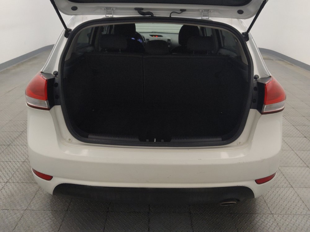 Used 2017 Kia Forte LX FWD image 29