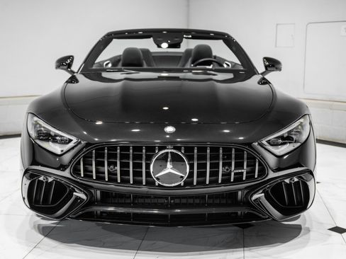 Used 2023 Mercedes-Benz SL 63 AMG SL 63 AMG image 4