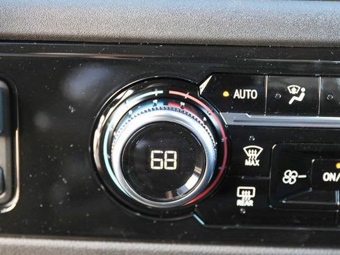 New 2026 GMC Sierra 3500 SLE w/ SLE Convenience Package image 18