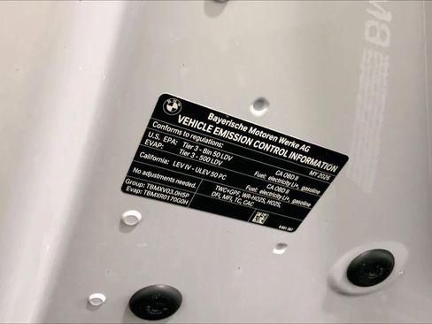 New 2026 BMW 550e xDrive w/ Executive Package image 17