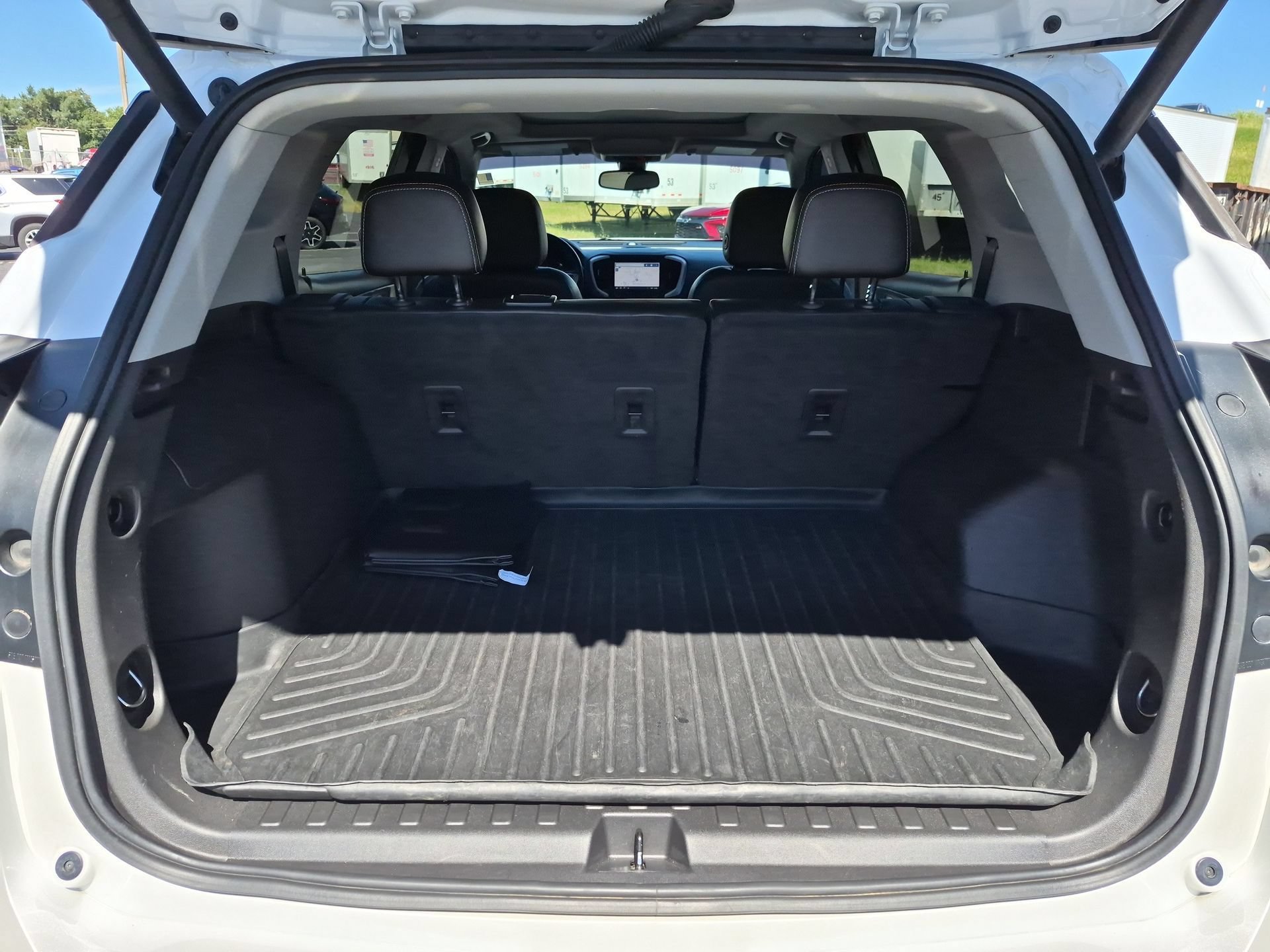 Certified 2021 GMC Terrain SLT w/ Infotainment Package II AWD/4WD image 27