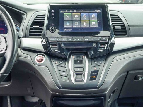 Used 2018 Honda Odyssey EX-L image 9