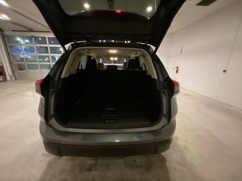 Used 2024 Nissan Rogue SV image 22
