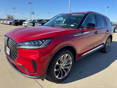 New 2026 Lincoln Aviator AWD image 19