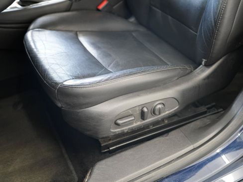 Used 2016 Chevrolet Malibu Hybrid w/ Leather Package FWD image 27