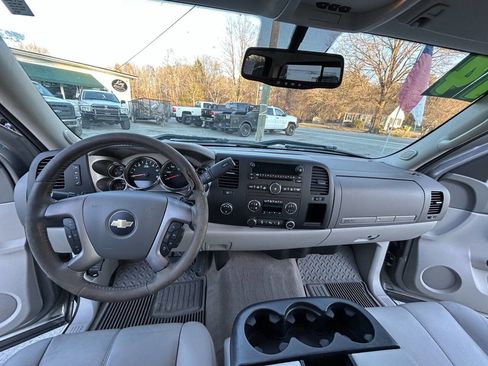 Used 2014 Chevrolet Silverado 2500 LT w/ Texas Edition image 18