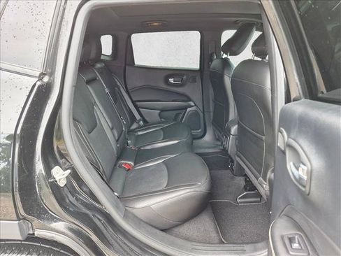 Used 2021 Jeep Compass Latitude w/ Sun and Sound Group AWD/4WD image 20