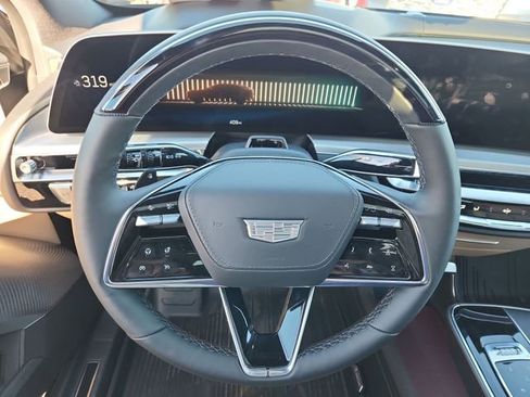 New 2026 Cadillac Lyriq Signature Sport w/ Nappa Leather Package AWD/4WD image 13