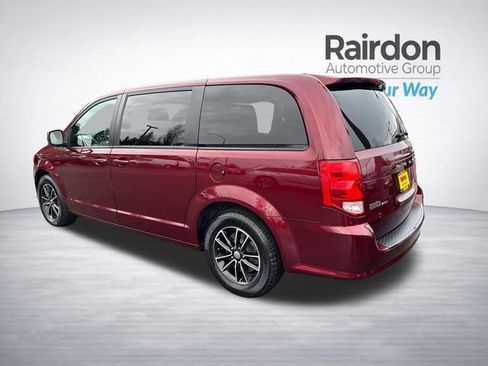 Used 2018 Dodge Grand Caravan SE image 5